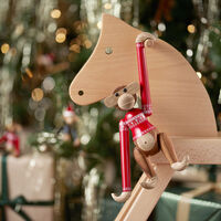 Apa Christmas Jumper 2024 liten teak/limba Træfigur Small 185 cm