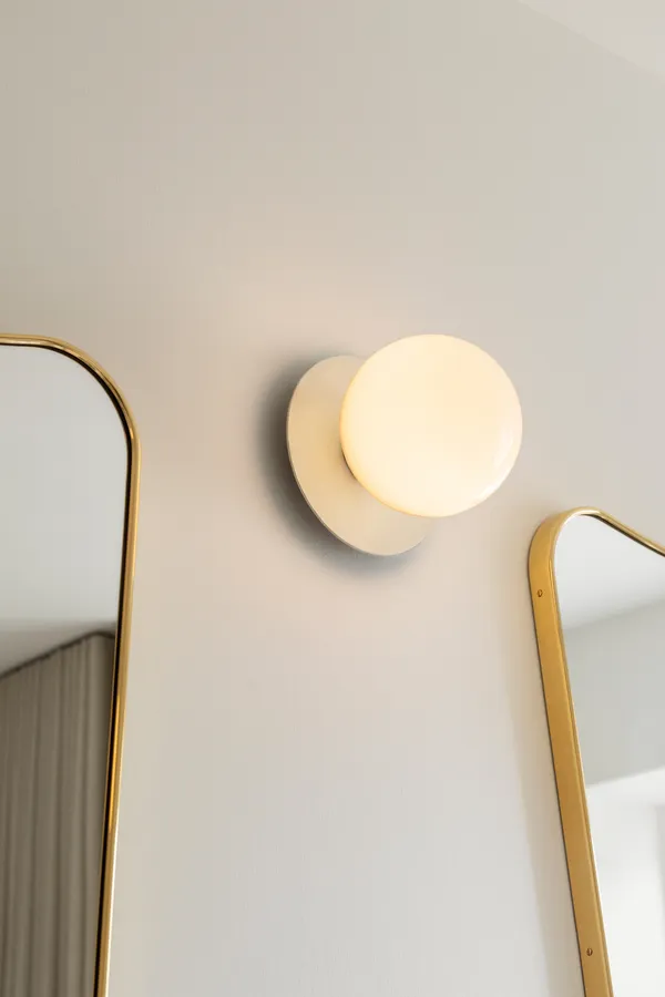 Liila 1 Væg-/Loftslampe Limited Edition M Sand / Opal