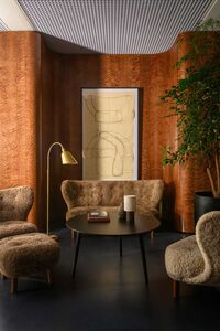 Little Petra VB1 Loungestol Saueskinn Sahara / Valnøtt
