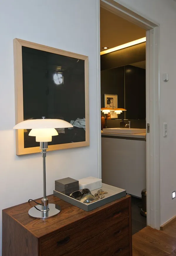 PH 3½-2½ Bordslampa Förkromad/Vitt Opalglas