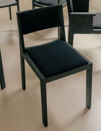 016 Maasto Spisestol Helkledd Sort