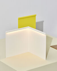 LBM Corner Bordslampa Cream White