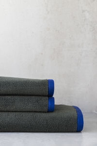 Soft Pyyhe 50x90 cm Vaaleansininen / Oliivinvihreä