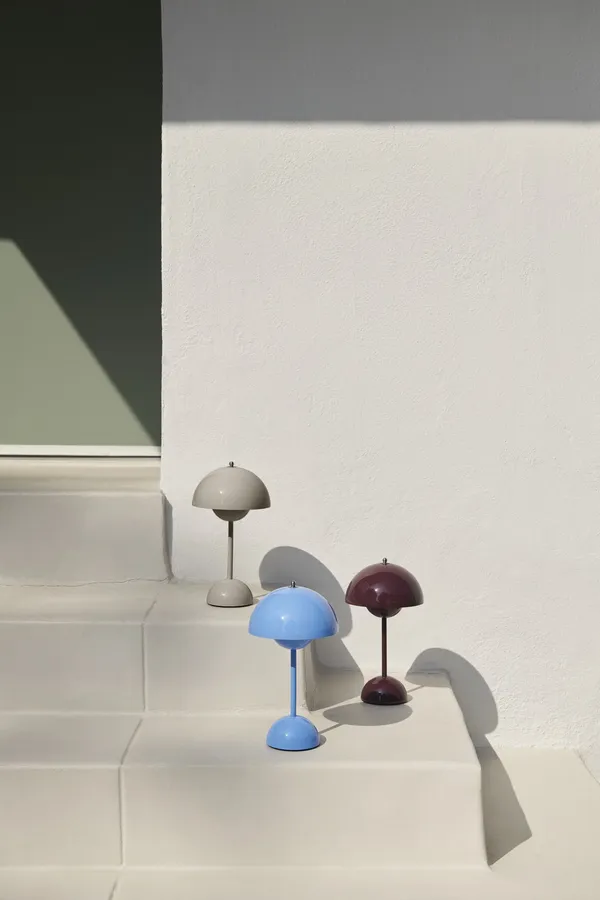 Flowerpot VP9 Bordlampe Bærbar Swim Blue