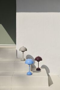 Flowerpot VP9 Bordlampe Bærbar Swim Blue