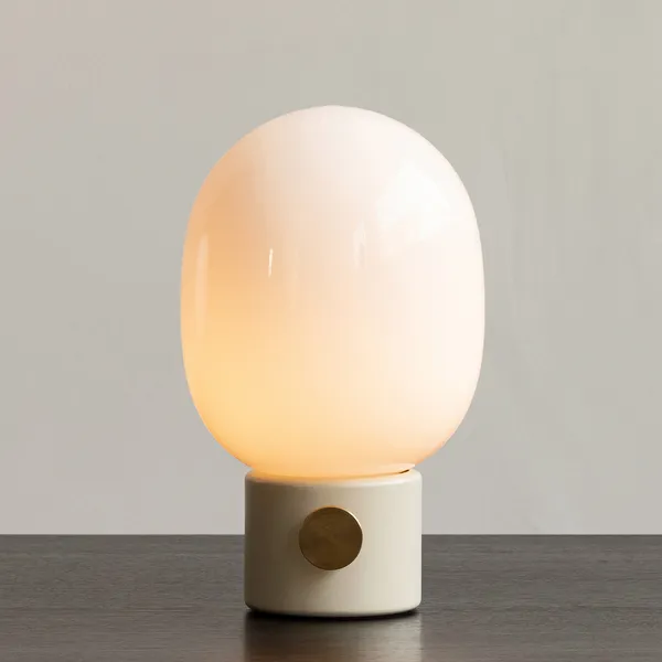 JWDA Bordlampe Alabaster White / Messing