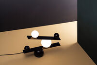 Balance Bordlampe Sort