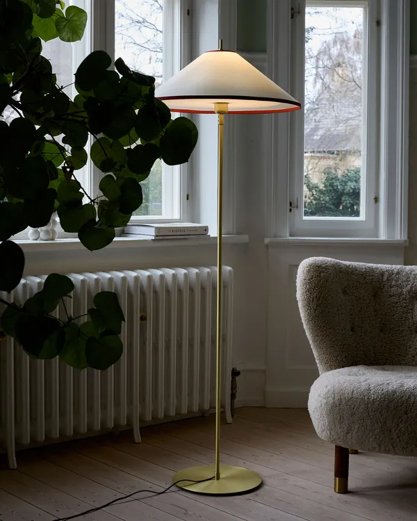Tafta Gulvlampe Ø52 cm Rød / Off-white