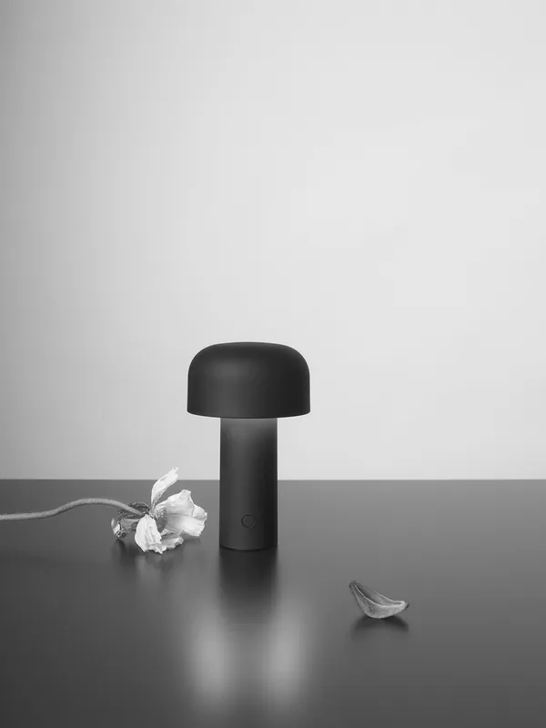 Bellhop Bordslampa Portabel Mattsvart