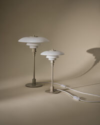 PH 2/1 Bordslampa Glossy Beige