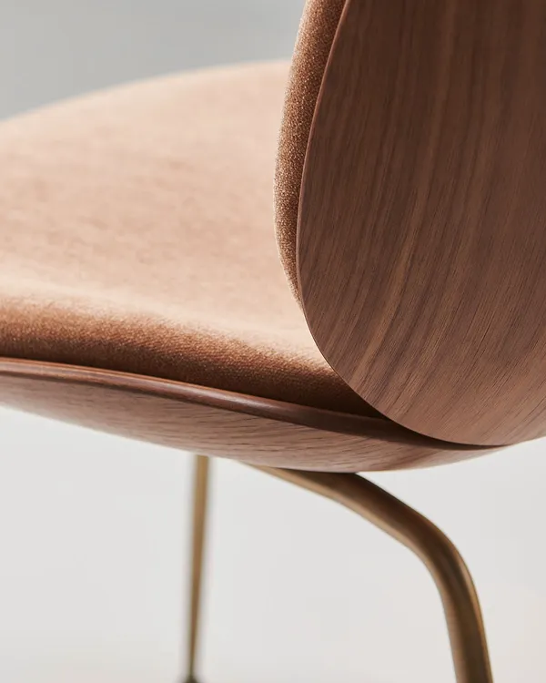 Beetle 3D Veneer Stol Valnøtt/Messing Belsuede Sp Fr 133