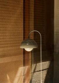 Flowerpot VP12 Golvlampa Grey Beige