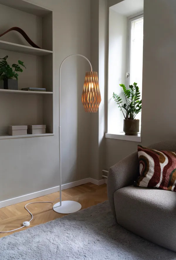 Signature 20/42 Gulvlampe Birk