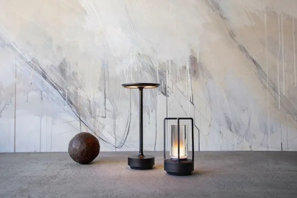 Turn+ Bordlampe Bærbar Sort