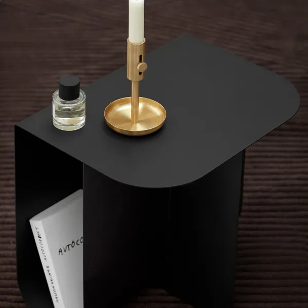 Mass Table Black
