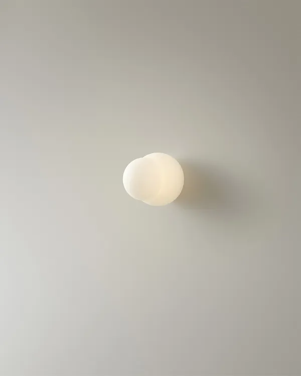Fall 11 Wall Lamp