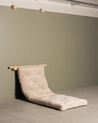 Hooked Chair Bed Soft Chalk