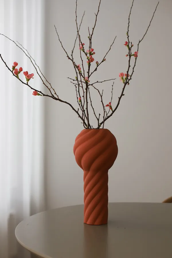 Twist Pillar Vase 34 cm Rød