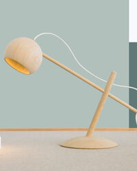 Lune Bordlampe Hvitoljet Eik