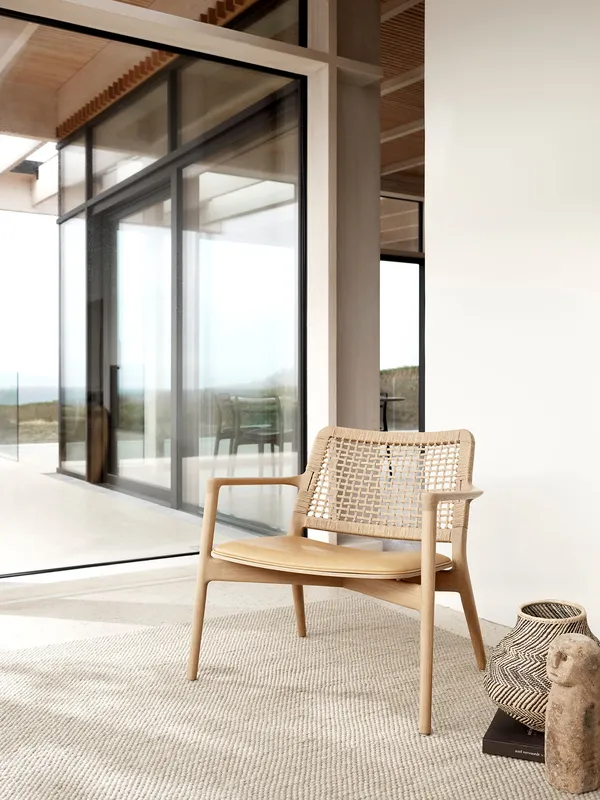Cabin Loungefåtölj Ljus Ek / Sand Läder