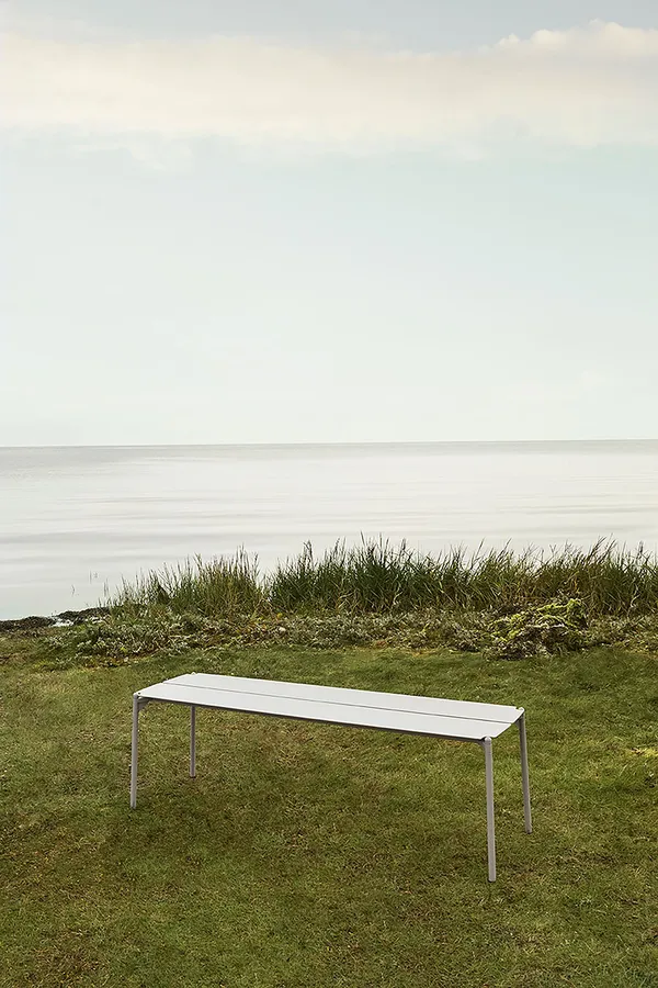 Novo Bench Taupe L145xW433xH455CM