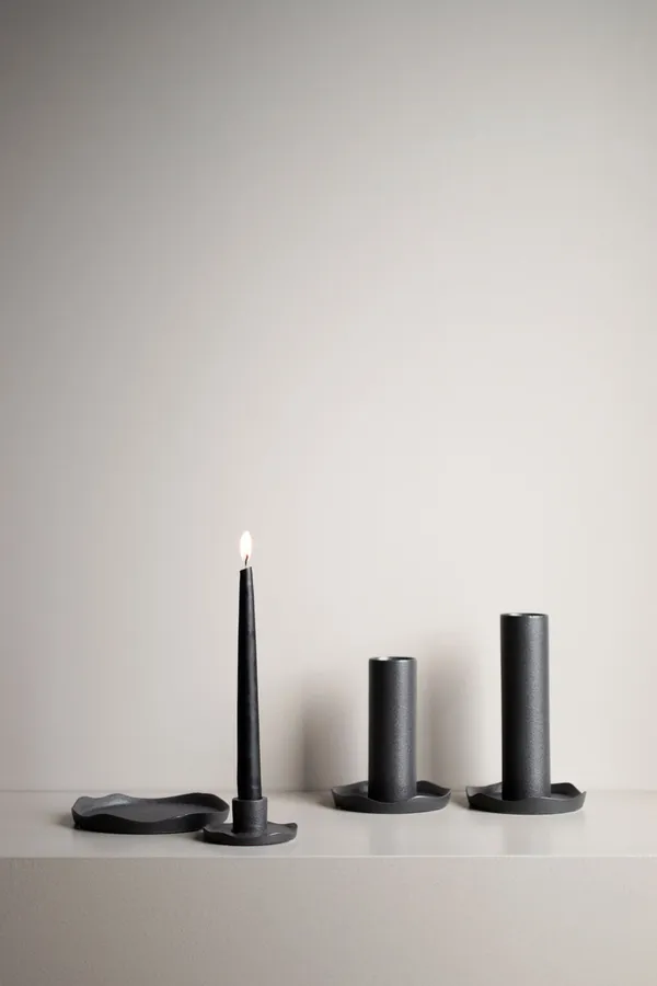 Wave Vase Small Cast Iron