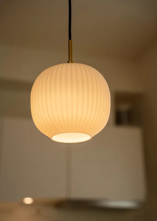 Vibra Pendel 18 cm Opalvit