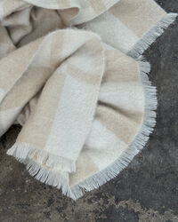 Hallin Pledd Mohair 130x170 cm Beige / Off-white