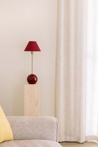 Iris 20 Bordslampa Vinröd