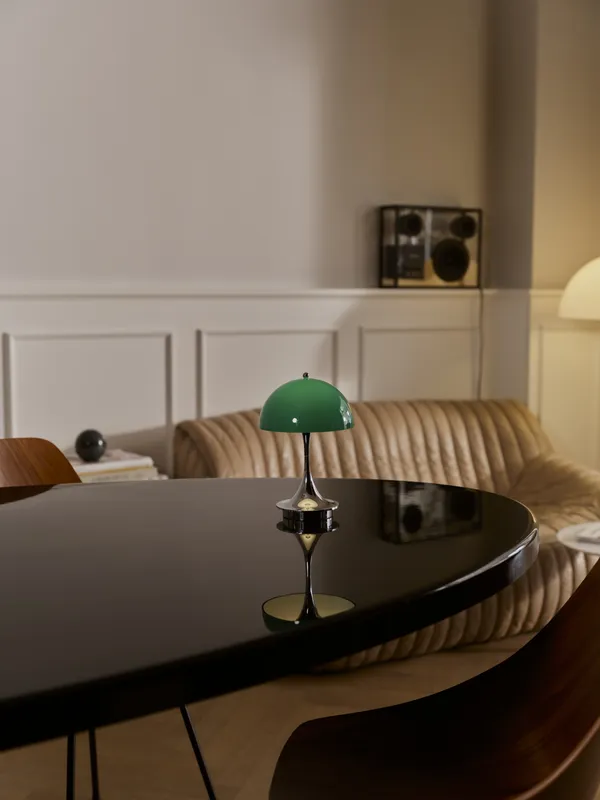 Panthella 160 Bordlampe Bærbar V3 Original Opal Green