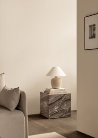 Plinth Sivupöytä 40x40 cm Grey Galaxy