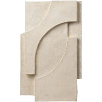 Serif Relieff 42x68 cm Hvit