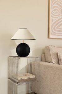 Iris 35 Bordlampe Sort