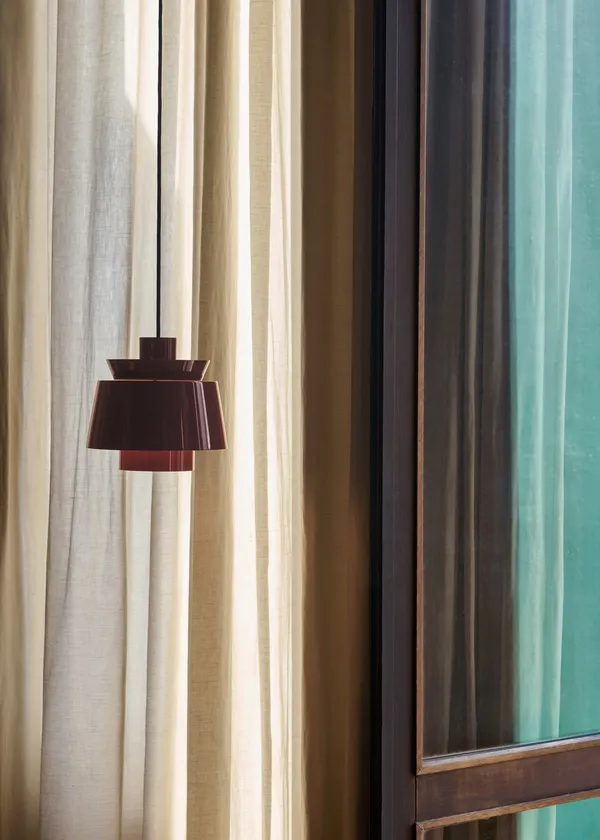 Utzon JU1 Pendel Dark Burgundy