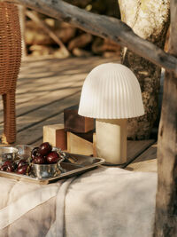 Frill Portabel Lampe Cashmere