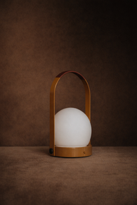 Carrie Bordslampa Portabel Golden Brown