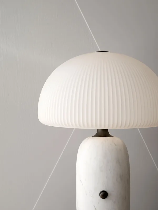 592 Sculpture Table Lamp Ø36 cm White