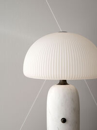 592 Sculpture Table Lamp Ø36 cm White