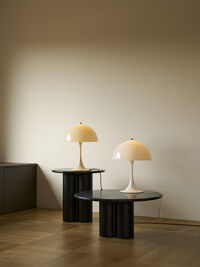 Panthella 320 Bordlampe Opal Beige