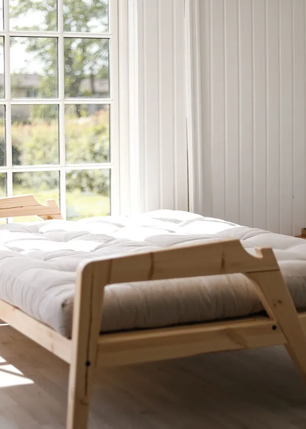 Grab Bäddsoffa Med Madrass Klarlackad / Beige