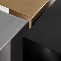 Mass Table Black