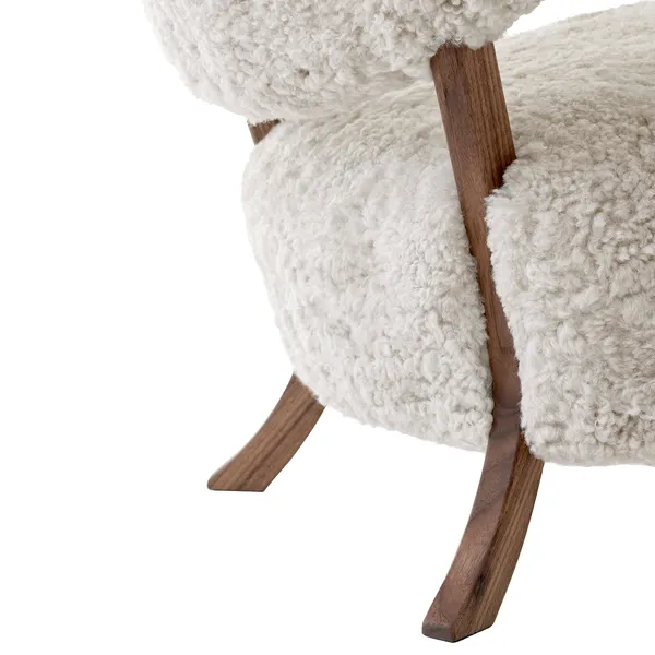Wulff ATD2 Lounge-Tuoli Pähkinäpuu / Sheepskin Moonlight