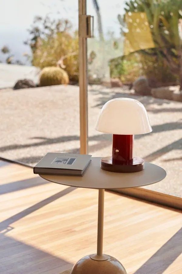 Setago JH27 Bordslampa Portabel Maroon / Grape