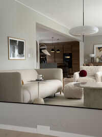 Urban 25-Sitssoffa Bouclétyg Calm White