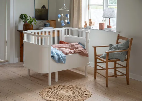 Barnsäng Baby & Jr Vit