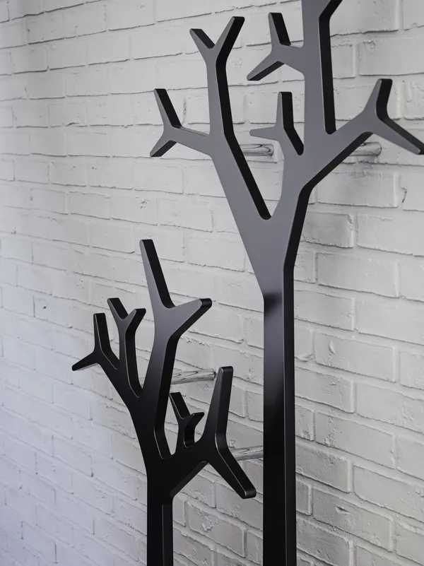Tree Klesstativ Veggmontert 134 cm Sort