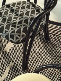 Bistra Spisestol Med Armlener Ebony / Reales Pattern 003