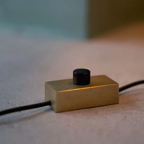 Iota Bordlampe