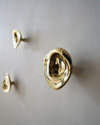 Ripple Knob Seinäkoukku 8 cm Kulta