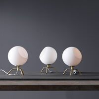 Bug 15 Bordlampe Messing/Opalglas